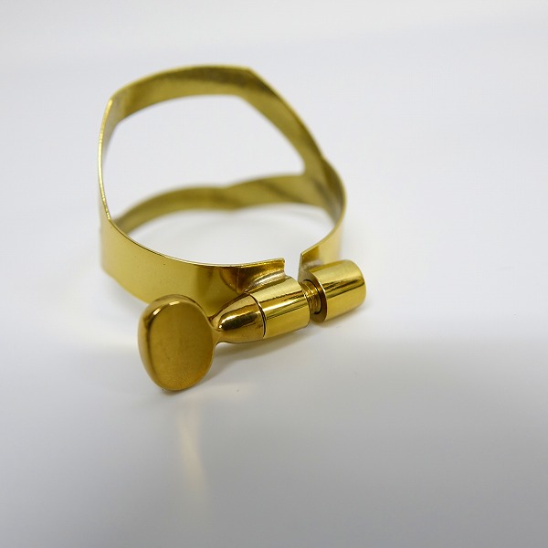 実際に弊社で買取させて頂いた【型番不明】SELMER/セルマー テナーサックス用リガチャー の画像 2枚目