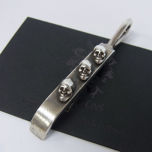 実際に弊社で買取させて頂いた【ギャラ付】STANLEY GUESS/スタンリーゲス 10周年 3スカル ボトルオープナー キーリング