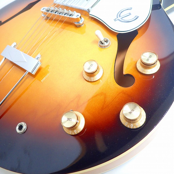 実際に弊社で買取させて頂いた★【美品】Epiphone/エピフォン Casino/カジノ VS セミアコ エレキギター ハードケース付の画像 4枚目