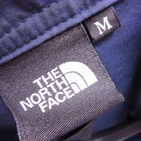 実際に弊社で買取させて頂いたTHE NORTH FACE/ノースフェイス ナイロン マウンテンパーカー ネイビー/ブルー NP21530/Mの画像 2枚目