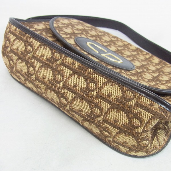 実際に弊社で買取させて頂いたChristian Dior/ディオール CDロゴ トロッター柄 キャンバスショルダーバッグの画像 3枚目