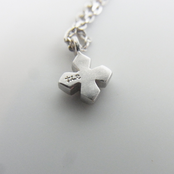 実際に弊社で買取させて頂いた【ギャラ付】LoreeRodkin/ローリーロドキン K18WG ダイヤクロスネックレス w/5ダイヤ TL71N5/04 総重量1.7ｇの画像 2枚目