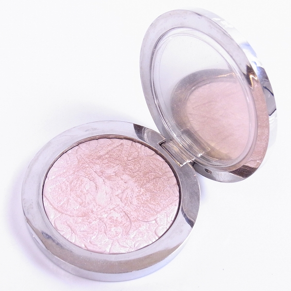 実際に弊社で買取させて頂いたChristian Dior/クリスチャン・ディオール ヌード エアー パウダー コンパクト フェイスパウダー 001/6g