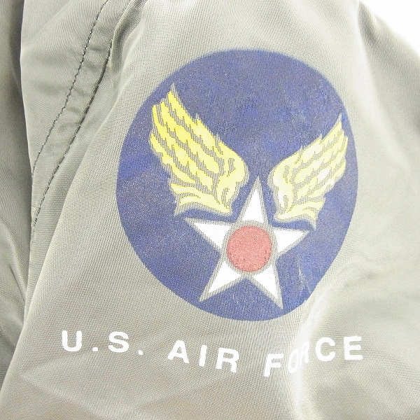 実際に弊社で買取させて頂いたALPHA INDUSTRIES/アルファインダストリーズ U.S. AIR FORCE フライトジャケット B-15C カーキ 40の画像 5枚目