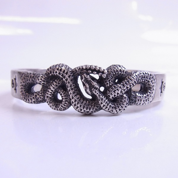 実際に弊社で買取させて頂いた【ホールディング製】Gabor/ガボール Snake Bangle/スネーク バングルの画像 1枚目