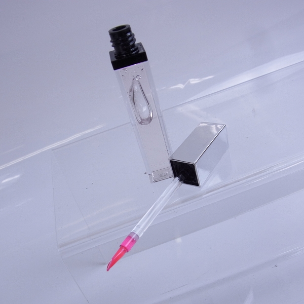 実際に弊社で買取させて頂いたGIVENCHY/ジバンシィ リップ グロス レヴェラトゥール パーフェクト ピンク 6mlの画像 2枚目