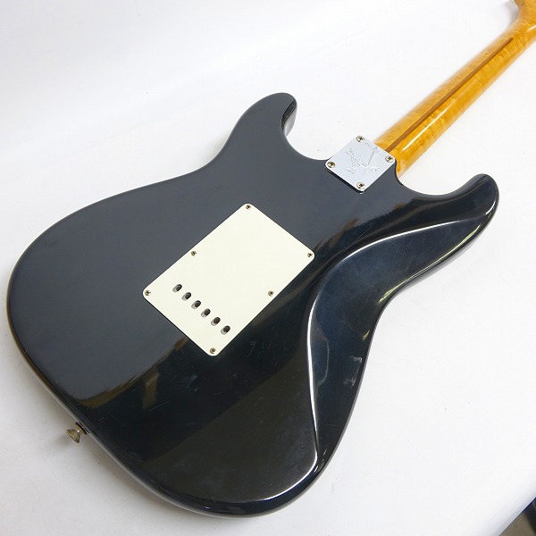 実際に弊社で買取させて頂いた★Fender Custom Shop/フェンダーカスタムショップ 1957 Stratocaster/ストラト エレキギター ハードケース付の画像 5枚目