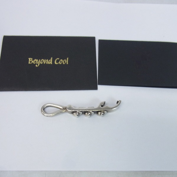 実際に弊社で買取させて頂いた【ギャラ付】STANLEY GUESS/スタンリーゲス 10周年 3スカル ボトルオープナー キーリングの画像 6枚目