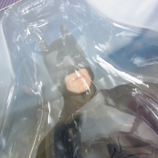 実際に弊社で買取させて頂いた【未開封】メディコムトイ リアルアクションヒーローズ BATMAN THE DARK KNIGHT オリジナルスーツverの画像 2枚目