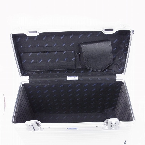 実際に弊社で買取させて頂いたRIMOWA/リモワ トパーズ パイロット 2輪 縦型 トローリー/スーツケース 950.51/42Lの画像 2枚目