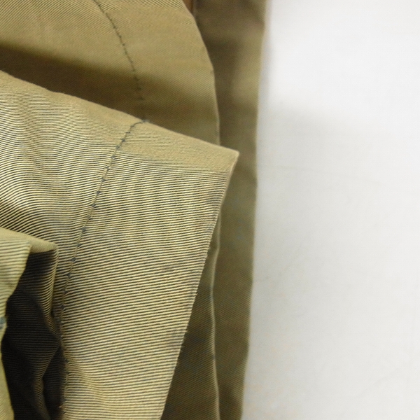 実際に弊社で買取させて頂いたGIORGIO ARMANI/ジョルジオアルマーニ トレンチコート カーキ/46の画像 6枚目