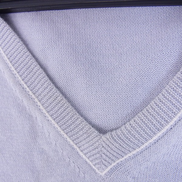 実際に弊社で買取させて頂いたBURBERRY LONDON/バーバリー ロンドン ホース刺繍 Vネック/ニットベスト Lの画像 4枚目