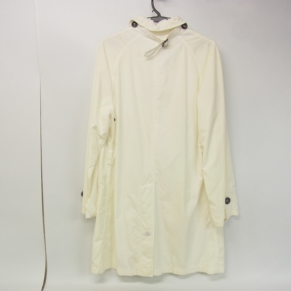 実際に弊社で買取させて頂いたGIORGIO ARMANI/ジョルジオアルマーニ コート ホワイト/48の画像 1枚目