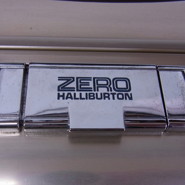 実際に弊社で買取させて頂いたZERO HALLIBURTON/ゼロハリバートン ダイヤルロック/アタッシュケースの画像 5枚目