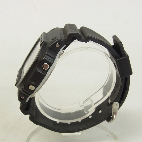 実際に弊社で買取させて頂いたG-SHOCK/Gショック UCS×Fragment DESIGN UCS 10th ANNIVERSARY DW-5600VTの画像 2枚目