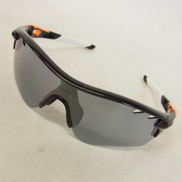 実際に弊社で買取させて頂いたOAKLEY/オークリー 2014年日本限定モデル RADARLOCK PATH/レーダーロック パス/OO9206-16 の画像 0枚目