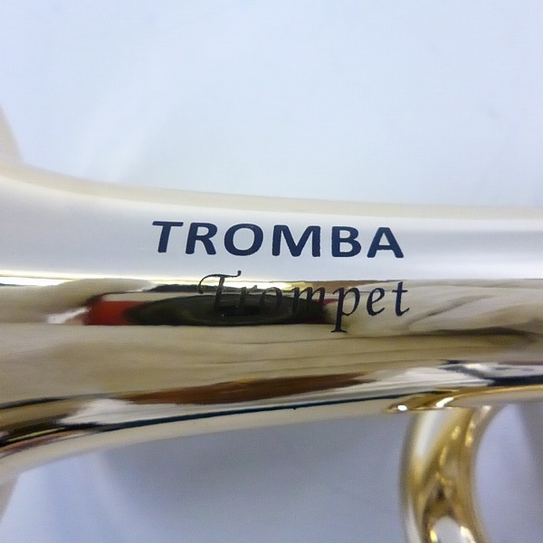 実際に弊社で買取させて頂いた【詳細不明】TROMBA/トロンバ TRUMPET プラスチックトランペット ケース/マウスピース付きの画像 1枚目