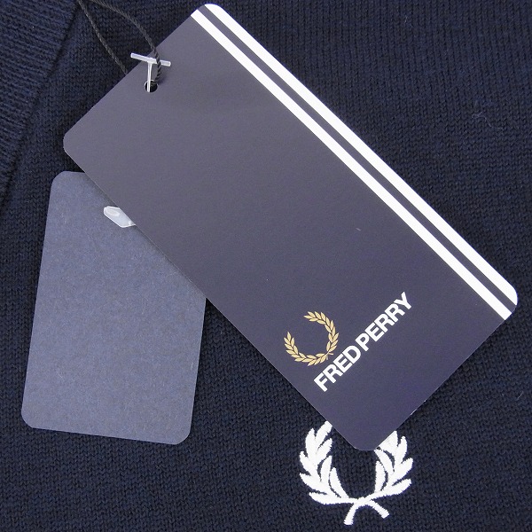 実際に弊社で買取させて頂いた【未使用】FRED PERRY/フレッドペリー Classic V Neck SWEATER K4500/395/Sの画像 5枚目