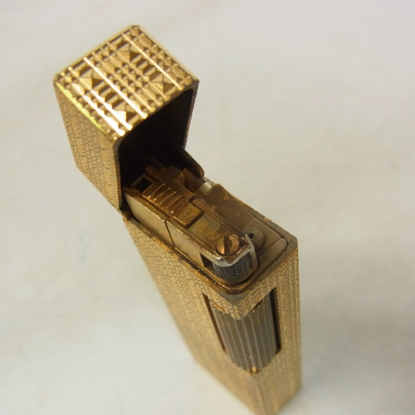 実際に弊社で買取させて頂いたdunhill/ダンヒル ローラガスライター ゴールド　の画像 4枚目