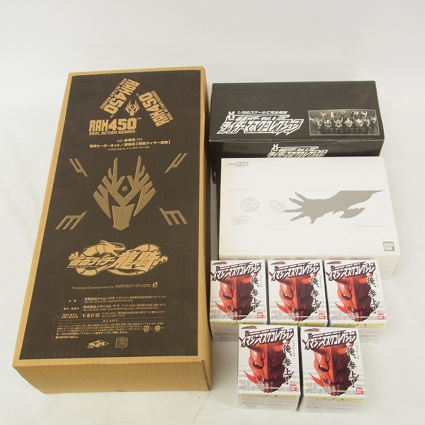 実際に弊社で買取させて頂いた仮面ライダー龍騎/仮面ライダー電王/仮面ライダーオーズ 非売品フィギュア マスクコレクション USB おまとめ