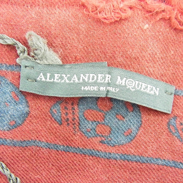 実際に弊社で買取させて頂いたALEXANDER McQUEEN/アレキサンダーマックイーン スカル 総柄 スカーフの画像 2枚目