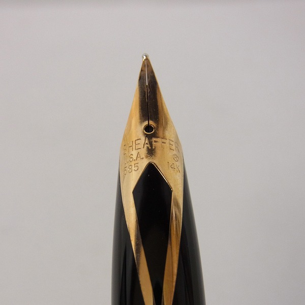 実際に弊社で買取させて頂いたSHEAFFER/シェーファー TARGA 1020 IMPERIAL BRASS/タルガ インペリアルブラス 万年筆/ペン先14kの画像 1枚目