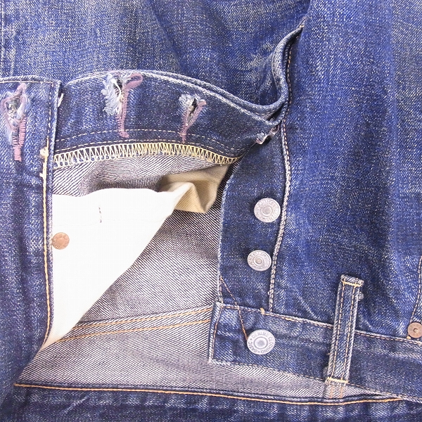 実際に弊社で買取させて頂いたDenime/ドゥニーム ボタンフライ デニムパンツ Lot 718/W33L36の画像 4枚目