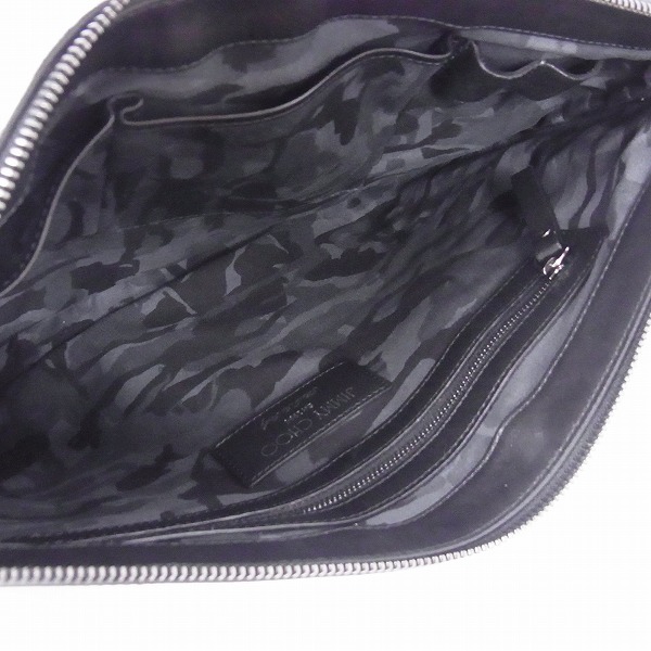 実際に弊社で買取させて頂いたJIMMY CHOO/ジミーチュウ DEREK スタースタッズ付き レザー クラッチバッグの画像 2枚目