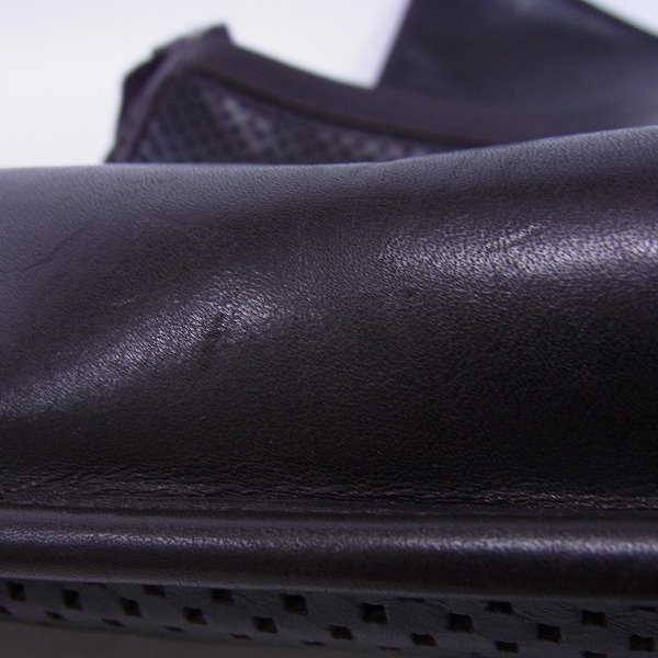 実際に弊社で買取させて頂いたBALLY/バリー パンチング レザーショルダーバッグの画像 4枚目