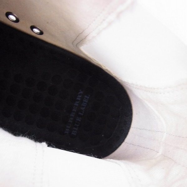 実際に弊社で買取させて頂いたBURBERRY BLUE LABEL/バーバリーブルーレーベル キャンバス ハイカットスニーカー 白/3 の画像 4枚目