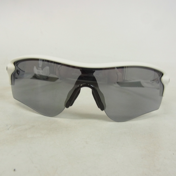 実際に弊社で買取させて頂いたOAKLEY/オークリー RADARLOCK PATH/レーダーロックパス サングラス OO9206-02の画像 1枚目