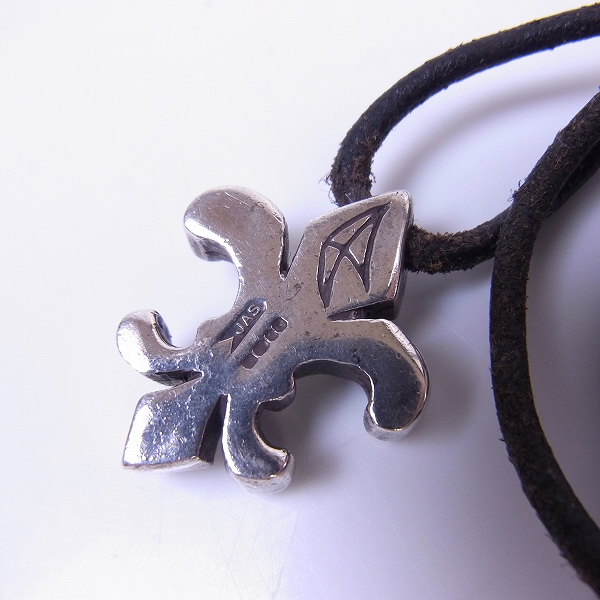 実際に弊社で買取させて頂いたCRAZY PIG/クレイジーピッグ Heavy Fleur De Lys/フルール・ド・リス ペンダント #454の画像 1枚目