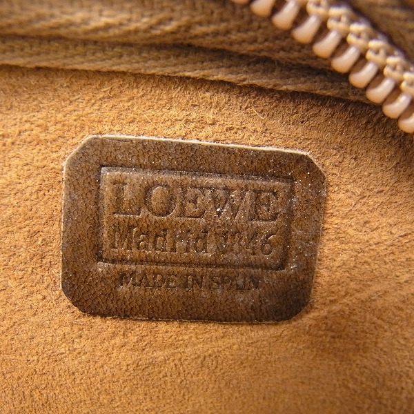 実際に弊社で買取させて頂いたLOEWE/ロエベ レザーポーチショルダーバッグの画像 4枚目