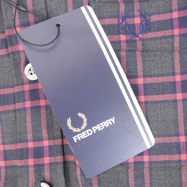 実際に弊社で買取させて頂いた【未使用】FRED PERRY/フレッドペリー T/W Tartan SHIRT F4488/29/Sの画像 5枚目