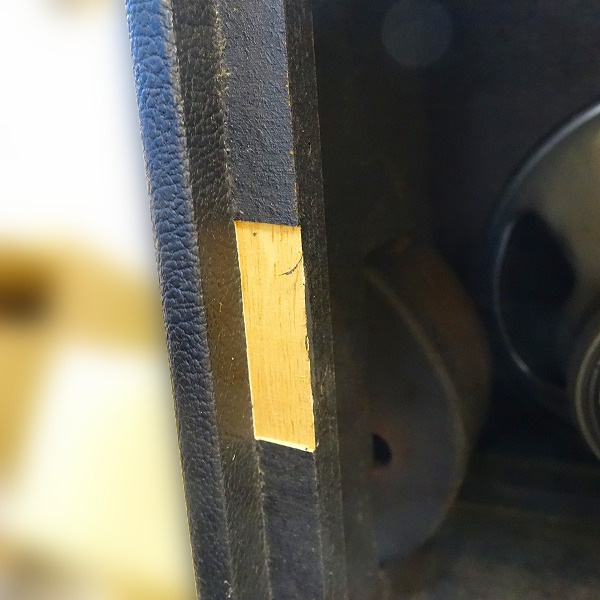 実際に弊社で買取させて頂いた★Mesa/Boogie/メサブギー 4x12 4YB ギターアンプ キャビネットの画像 6枚目