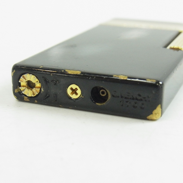 実際に弊社で買取させて頂いたGIVENCY/ジバンシィ フリントガスライター ブラック×ゴールドの画像 2枚目